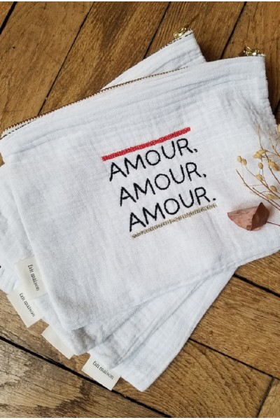 broderie amour