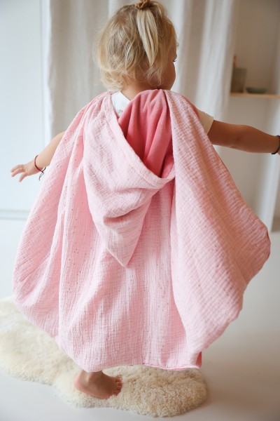 La cape de déguisement (patron pochette)