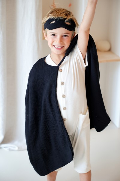 La cape de déguisement (patron pochette)