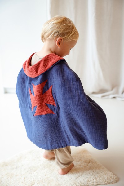 La cape de déguisement (patron pochette)