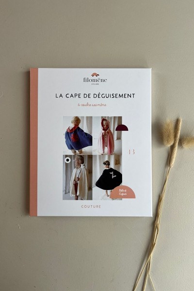 La cape de déguisement (patron pochette)