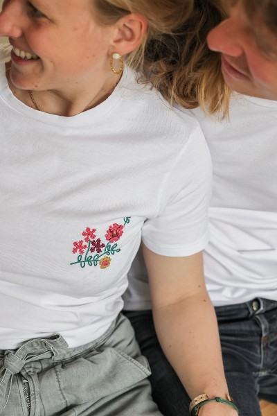 t-shirt brodé fleurs