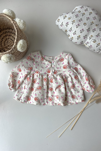 La Blouse / La Robe