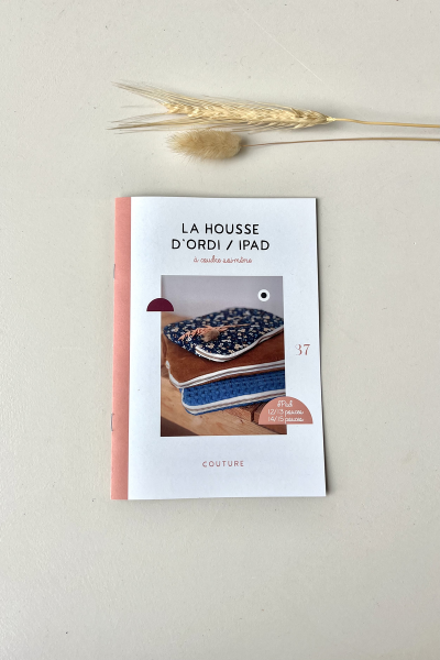 La housse d'ordinateur / iPad (patron livret)