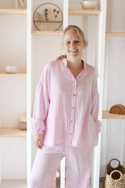 La Blouse / La Robe N°45 cerise
