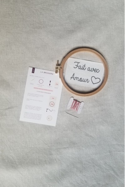 mini kit broderie