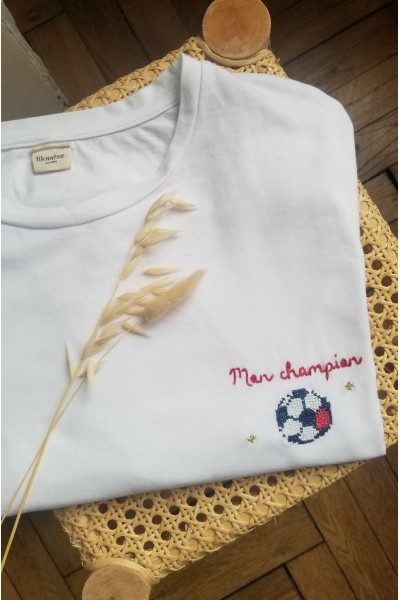 t-shirt brodé ballon