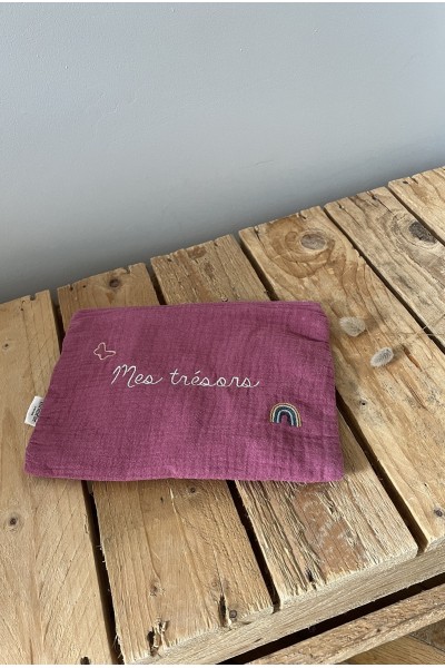 pochette brodée licorne