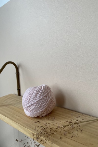 pelote rose pâle