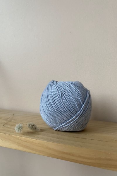 pelote bleu gris