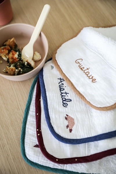 bavoir avec coton éponge