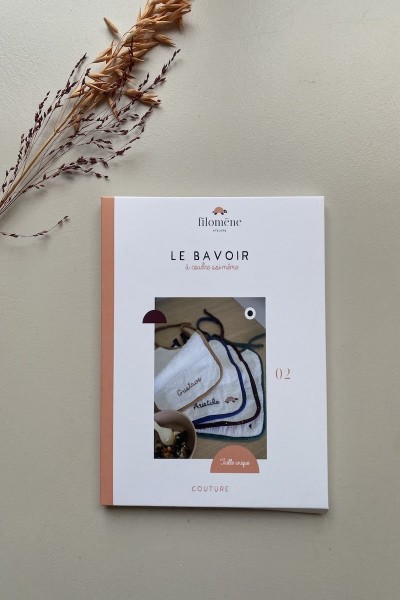 Le Bavoir (patron pochette)